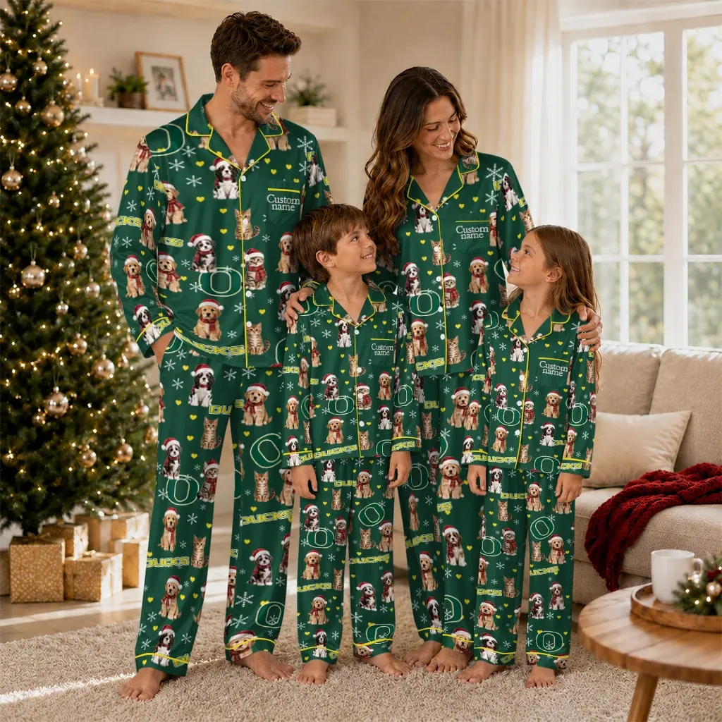 Oregon Ducks Long Pajama Set Customized Animal Scatter Green Latest Model Oregon Ducks Long Pajama Set Customized Animal Scatter Green Latest Model